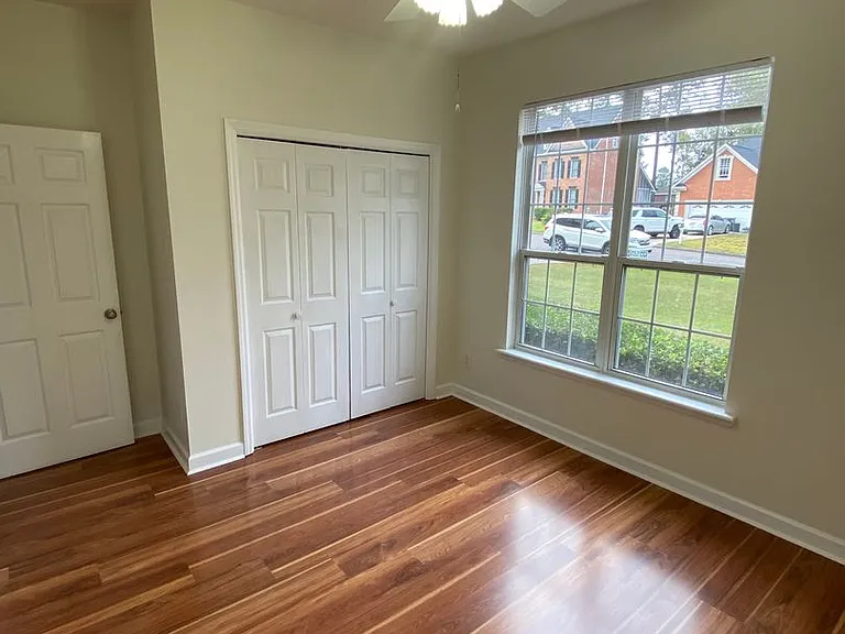 4545 Reigate Ct — Photo 14