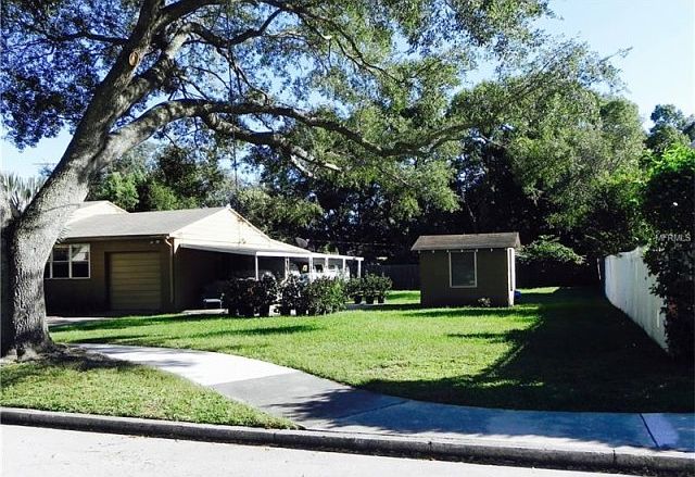 1st image of 2943 Helen Ave