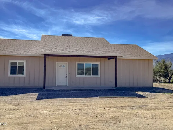 1493 W Lebanon Springs Trl, Safford, AZ 85546