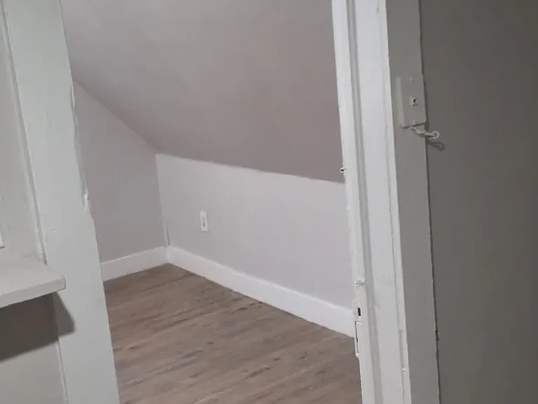 275 Chestnut St #3 — Photo 9