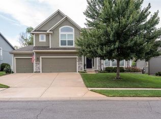 2314 W Johnston St, Olathe, KS 66061