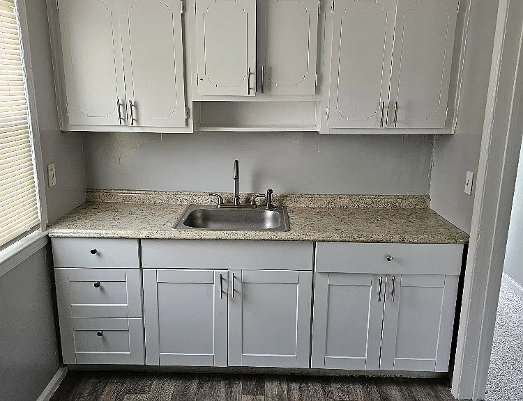 3337 S Bassett St — Photo 10