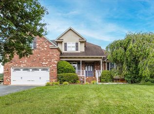 4435 Country Club Rd, Troutville, VA 24175