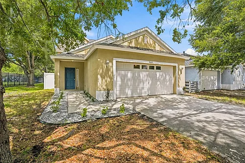 10215 Lakeside Vista Dr Photo 1