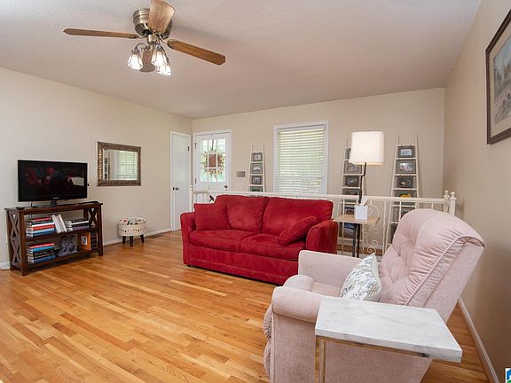 3rd image of 3113 Cedarbrook Ln