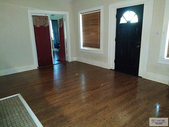 2nd image of 602 E Taylor Ave