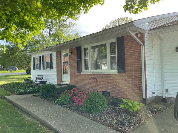 7 Lambert Dr
