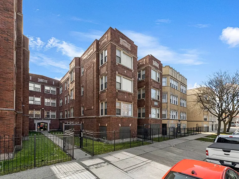 7120 S East End — Photo 7