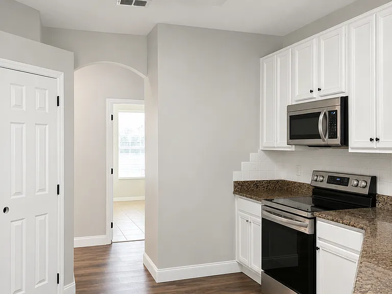 1690 Grandiflora Ave — Photo 4