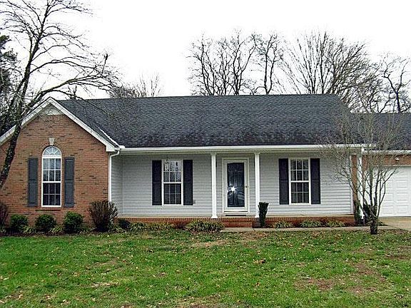 2nd image of 2303 Sawmill St