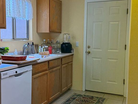 4th image of 710 Agave Ct