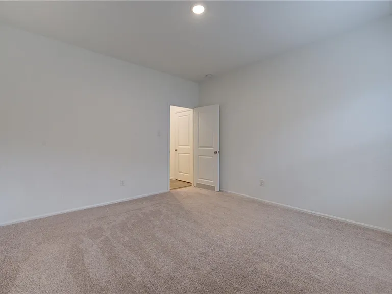 2554 Olivine Stone Dr — Photo 10