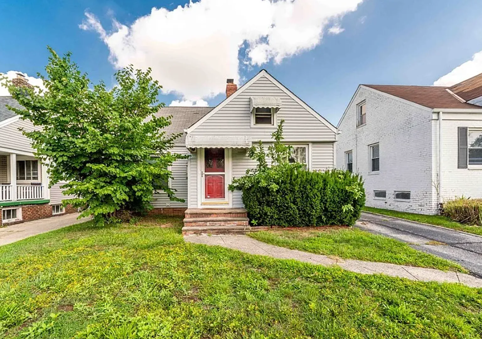 3 bed Garfield cape cod now available — Photo 1