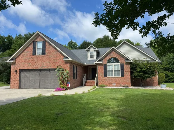 105 Owls Nest Ct, New Bern, NC 28562