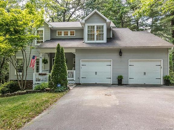 2nd image of 101 Aspen Ln