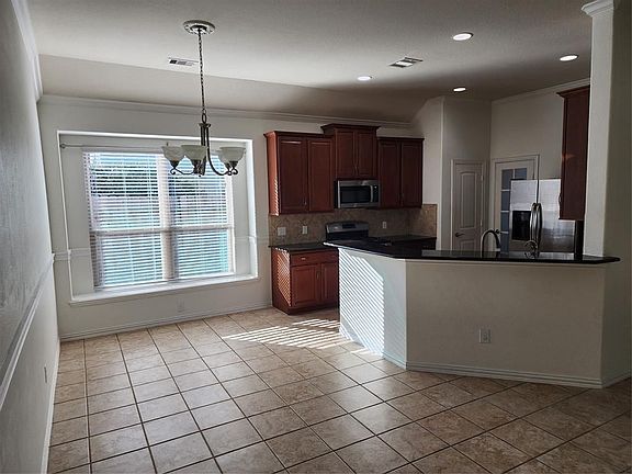 4th image of 24911 Tribeca Ln