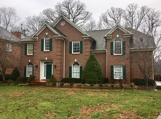 822 Ivy Point Ln, Knoxville, TN 37922