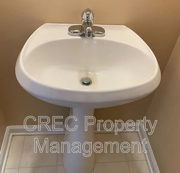 105 Barberry St — Photo 12
