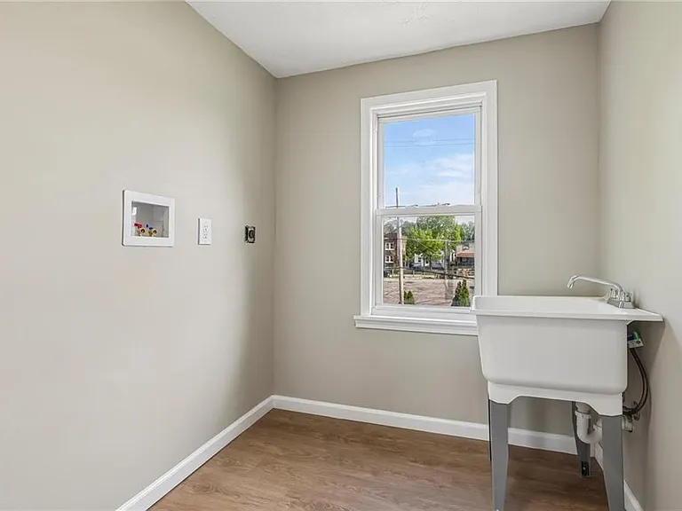 3535 Erin Ave #UP — Photo 15