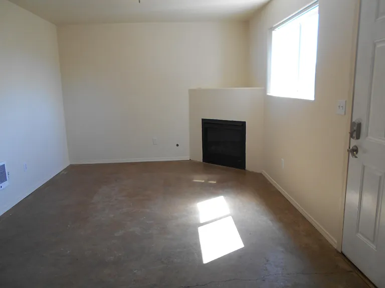 2950 E Palouse River Dr — Photo 1