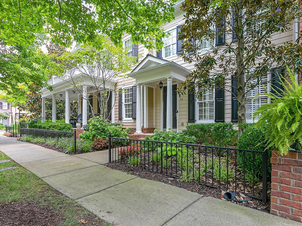 88 Pearl St