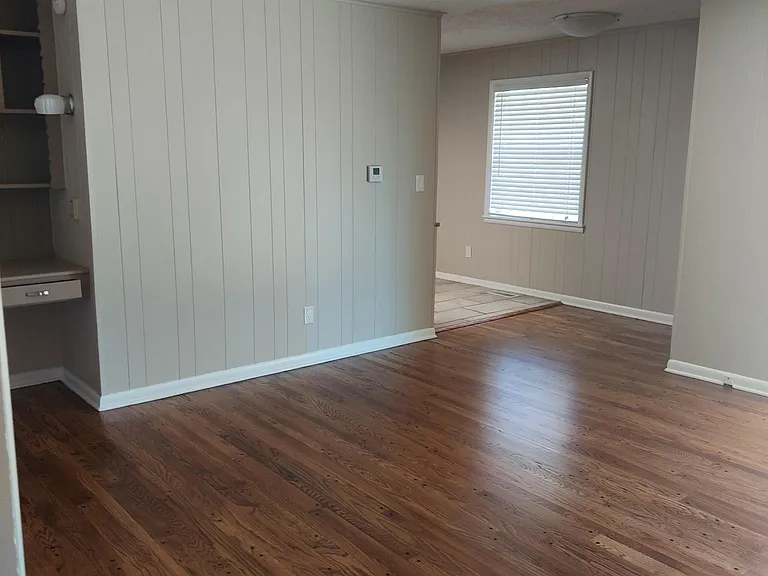 231 E Fort Worth St — Photo 23