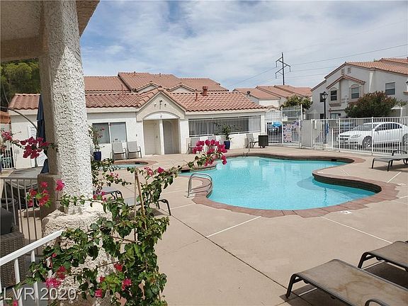4th image of 6924 Coral Rock Dr
