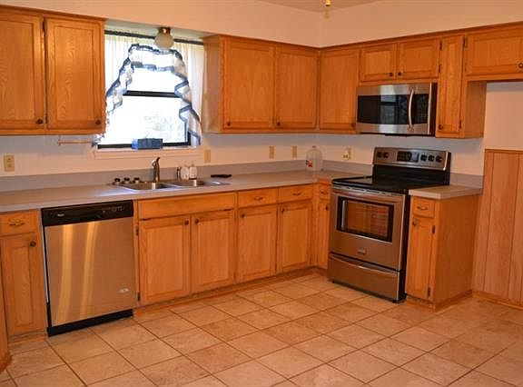 4th image of 306 Timberline Dr
