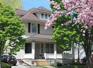 556 Hazelwood Ter, Rochester, NY 14609