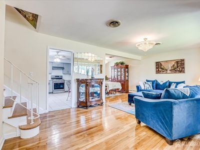 16 Landsdowne Rd, East Brunswick, NJ, 08816