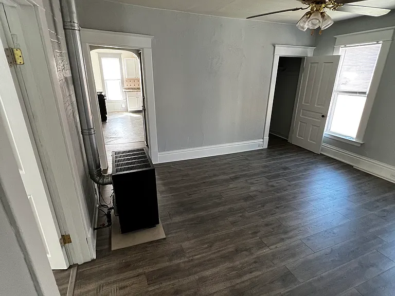 845 McReynolds Ave NW #2 — Photo 3