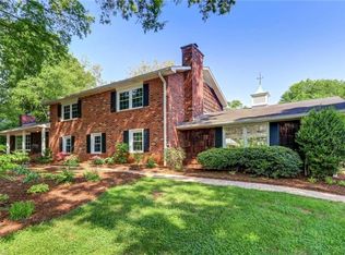 725 N Pine Valley Rd, Winston Salem, NC 27106