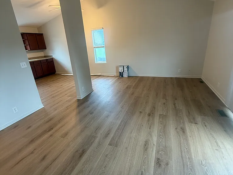 16863 Larimore Ave — Photo 5