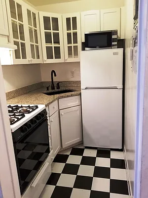 Rented by REMAX Central | media 5