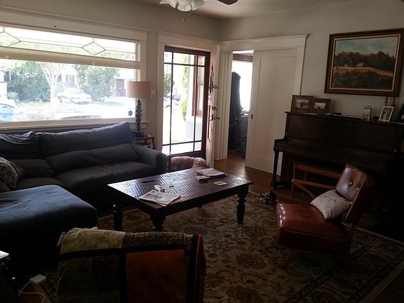 Dining/Living Facing Out