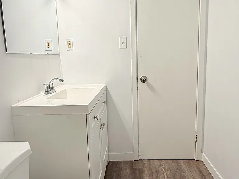 766 Indian Rd N #1 — Photo 21