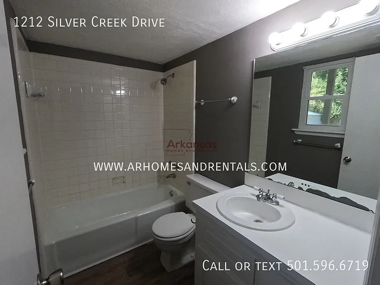 1212 Silver Creek Dr — Photo 27