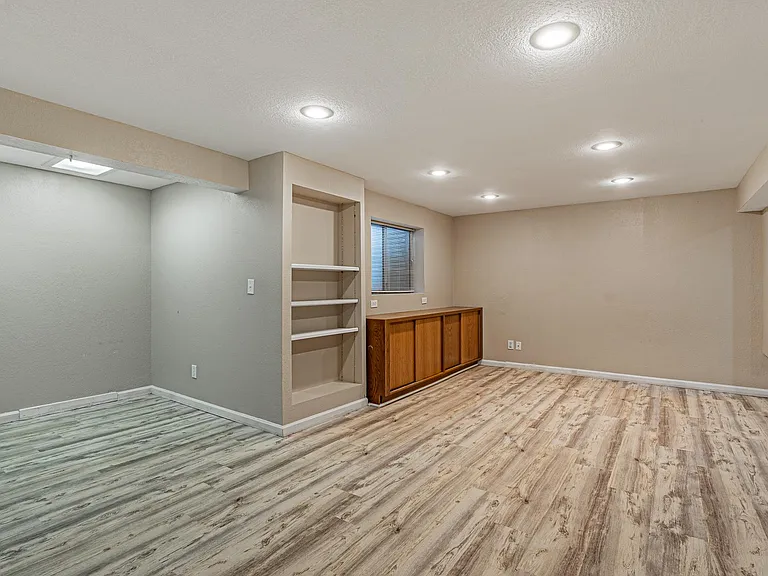 16770 E Prentice Ave — Photo 8