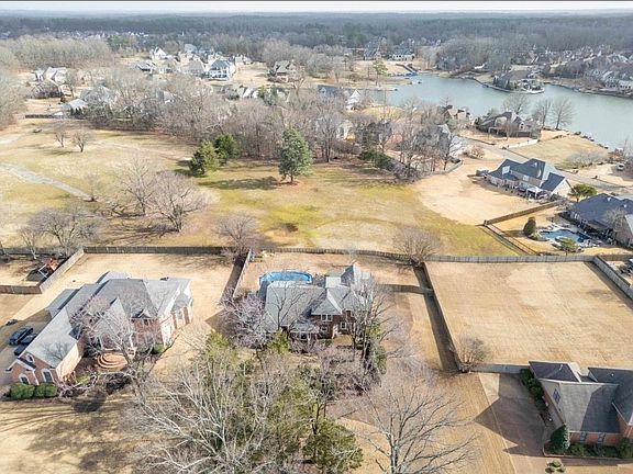 4th image of 4116 Loch Meade Dr