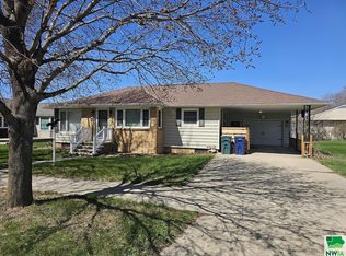 407 Main St, Hospers, IA 51238