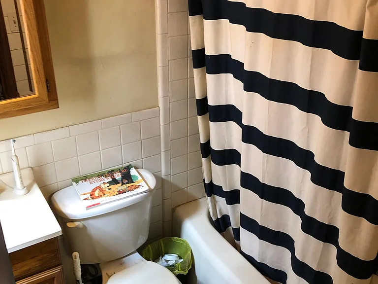 638 State St #302 — Photo 12