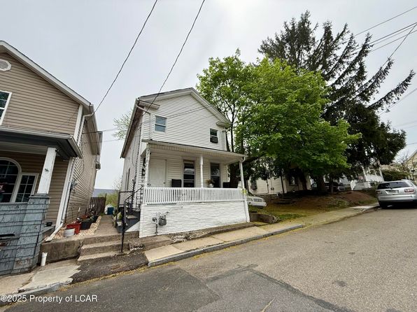 14 Phoenix St, Wilkes Barre, PA 18702