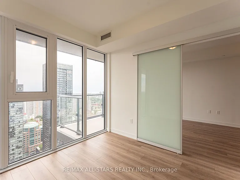 634 Church St #4006 — Photo 12