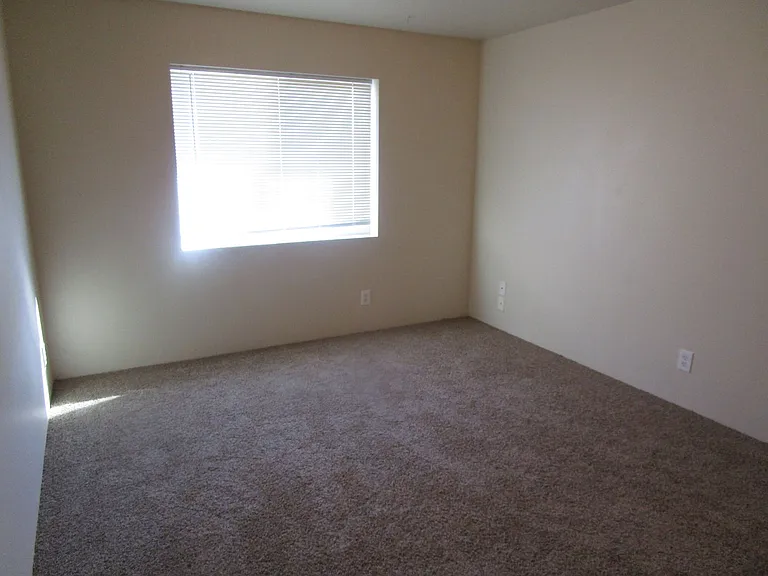 178 SW Ivy Ct — Photo 9