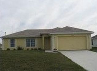 3909 NE 10th Pl, Cape Coral, FL 33909