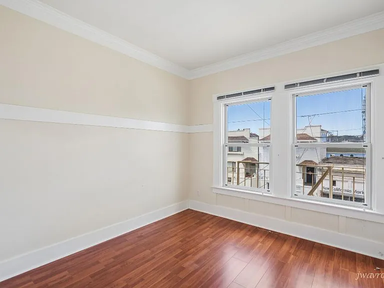 5657 California St #3 — Photo 9
