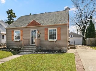 2007 30th St, Kenosha, WI 53140