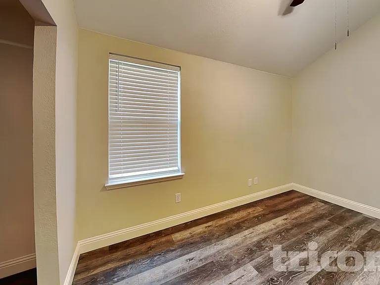12608 Summerwood Dr — Photo 9