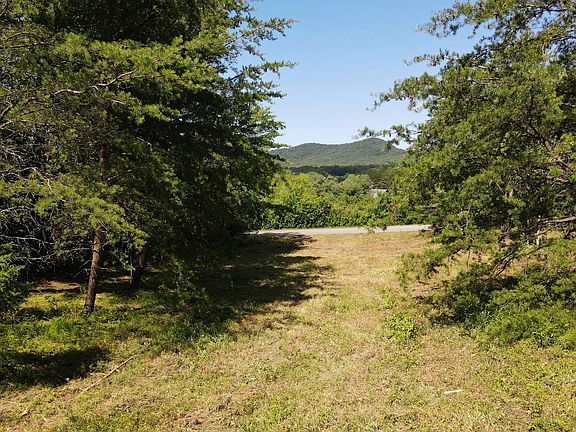 3rd image of 28 Nottely Dam Rd