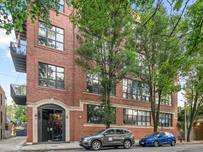 1750 N Wolcott Ave APT 201, Chicago, IL, 60622